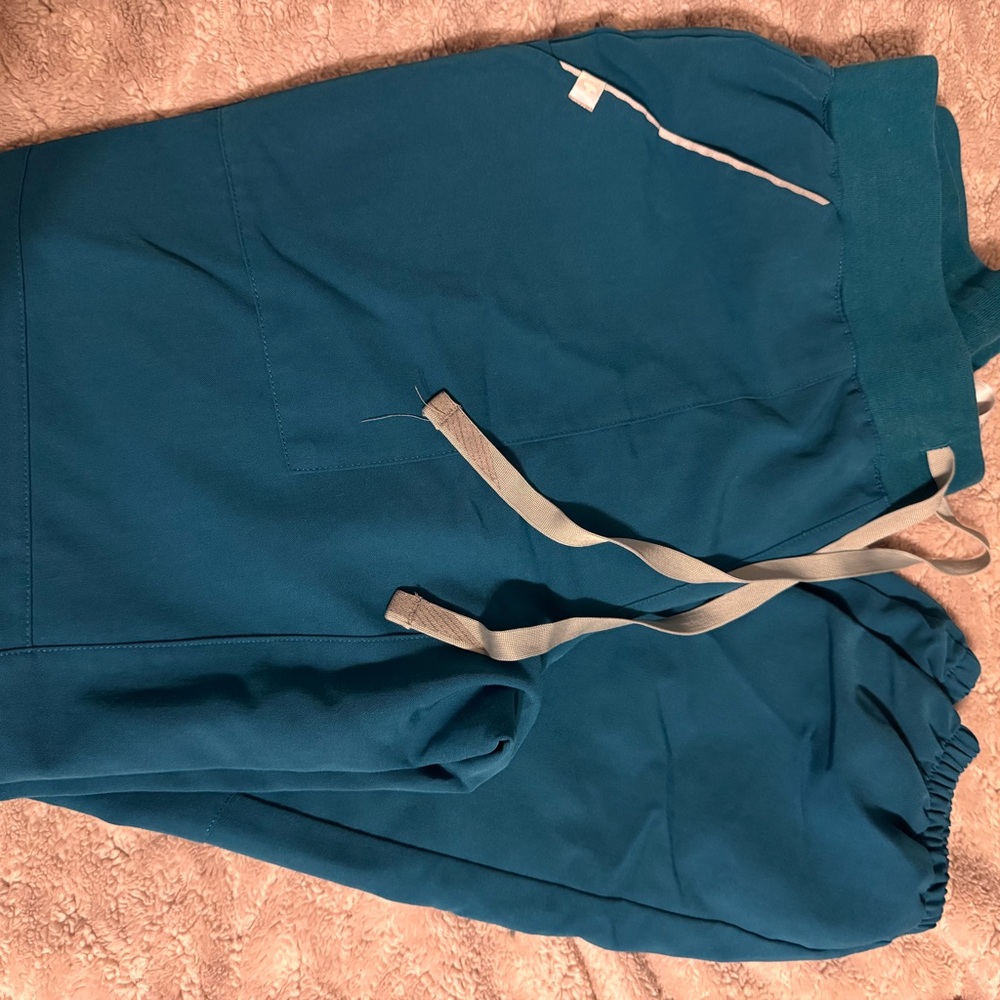 Figs Blue Jogger Pants cuff ankles Caribbean Blue Regular Medium